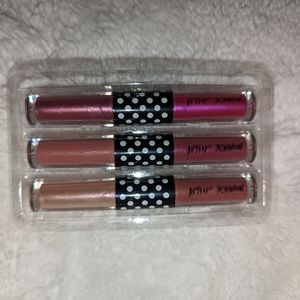 Betsey Johnson Sparkle on Down double ended lip gloss set